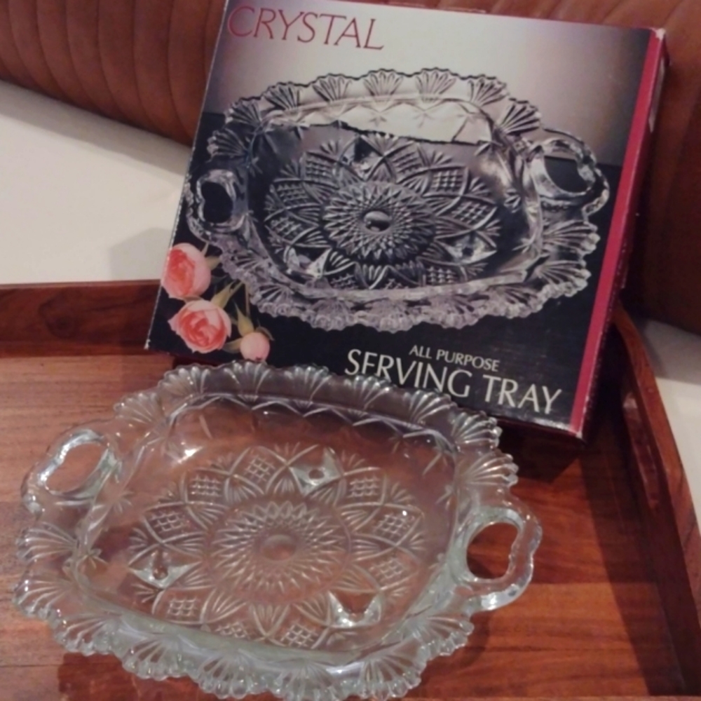 Solid Crystal Serving Tray 🎁